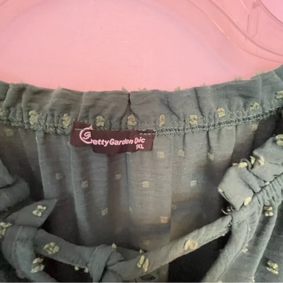 Green Pleated Tie Front dress - Picture 3 of 4